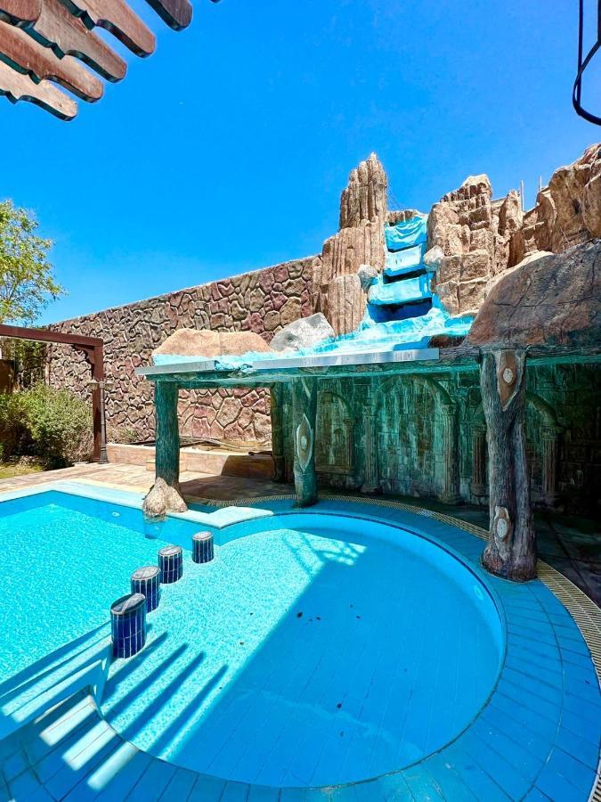 Dari Gasthof Dubai